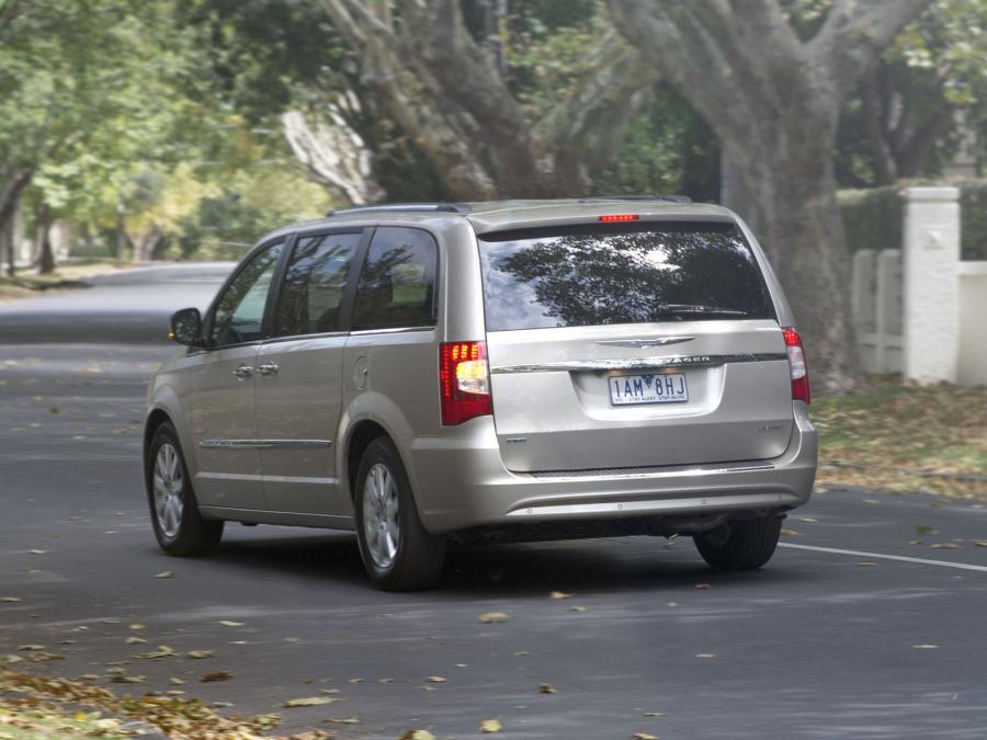  Chrysler Grand Voyager 2011 года  (AU) (фото 7 из 19)